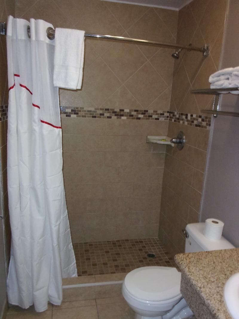 Red Roof Inn Los Angeles  Bellflower 3