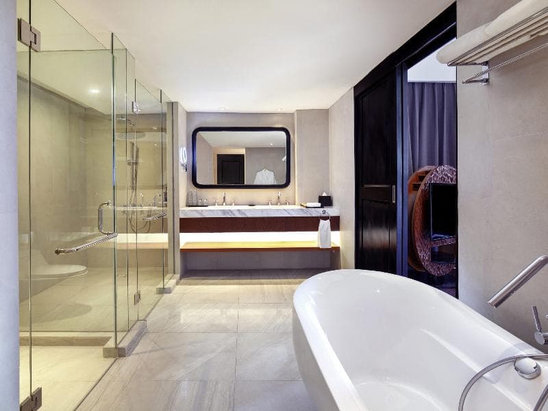 Grand Mercure Bali Seminyak 4