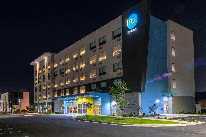Tru by Hilton Fayetteville Fort Liberty 4