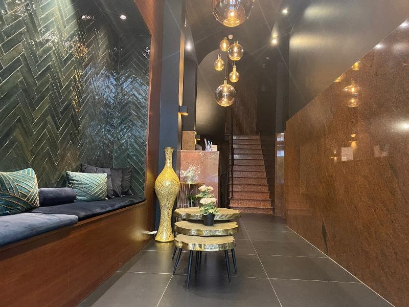 La Bourse Hotel 5