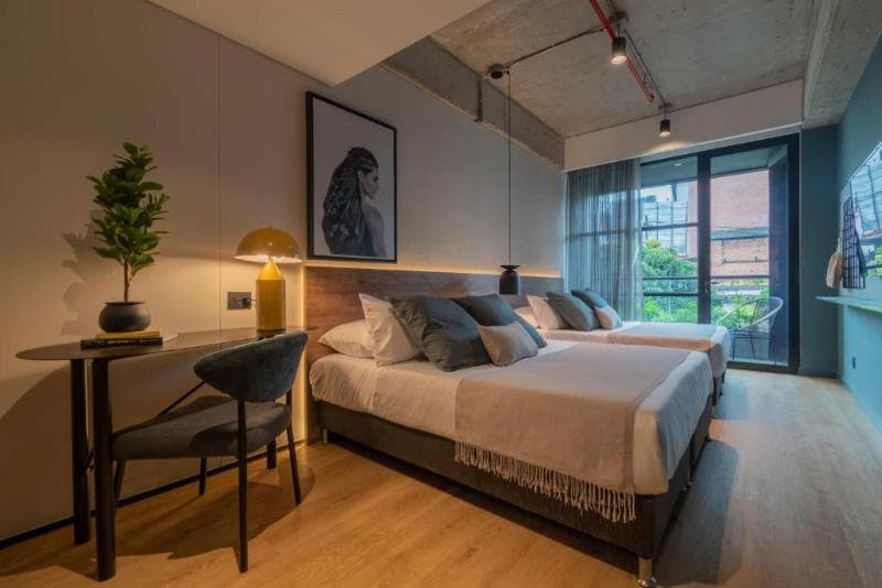 Hashtag 98 Hotel 2