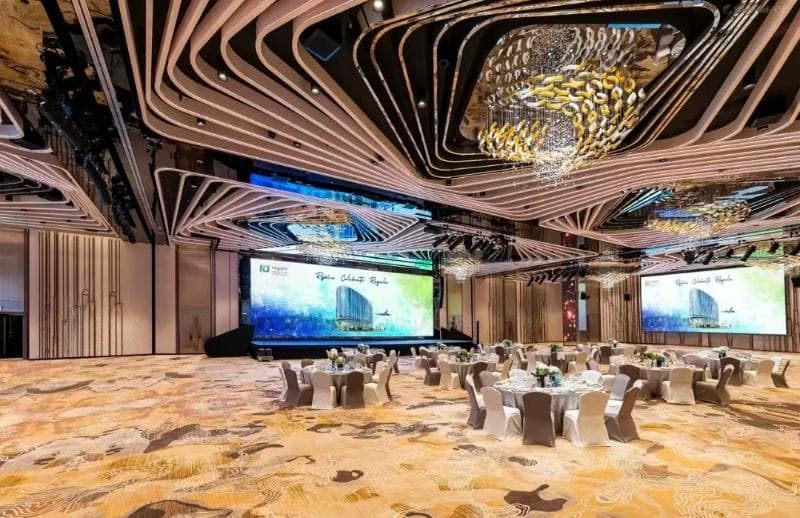 Regala Skycity Hotel photo 1