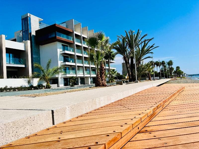 Mercure Larnaca Beach Resort photo 1
