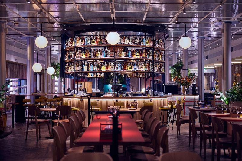 Motto by Hilton Rotterdam Blaak 4