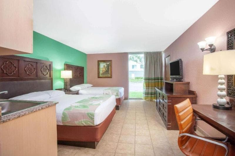 Travelodge By Wyndham Kissimmee/Orlando 2