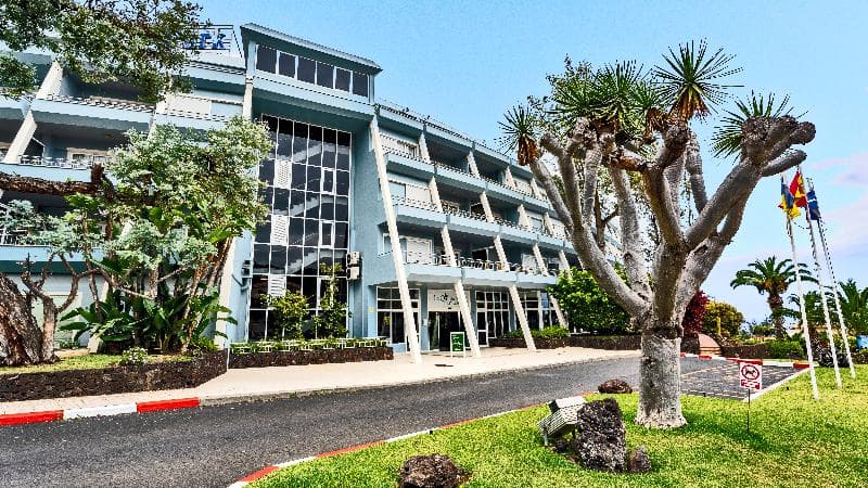 Coral La Quinta Park Suites 3