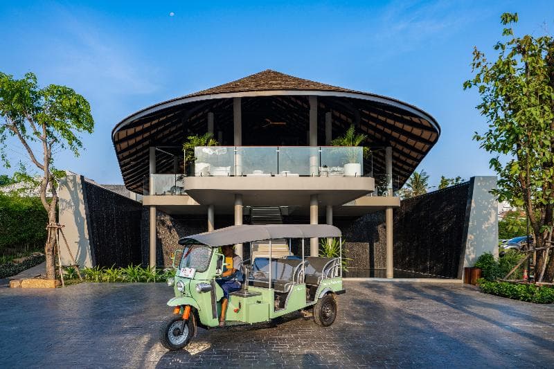 Varana Hotel 5