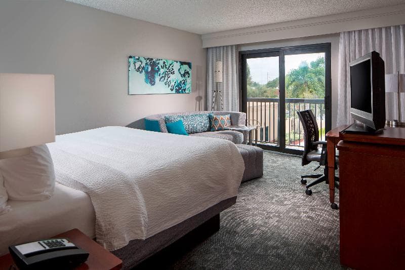 Sonesta Select Boca Raton 5