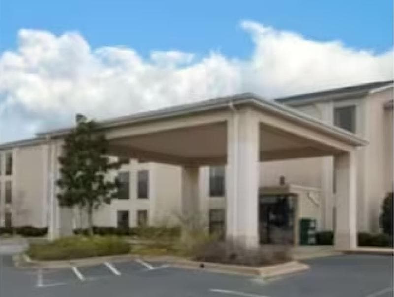 Quality Inn main