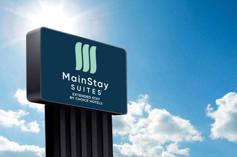 Mainstay Suites Savannah Midtown photo 1