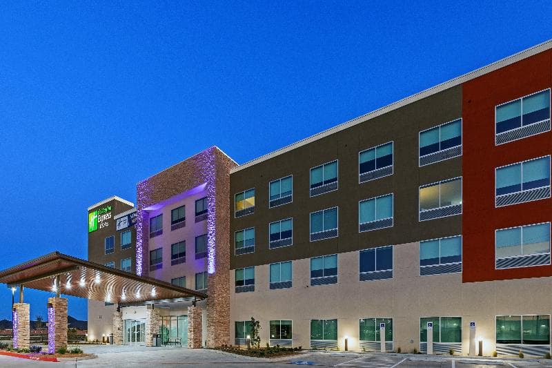 Holiday Inn Express & Suites Houston SW - Rosenberg photo 1