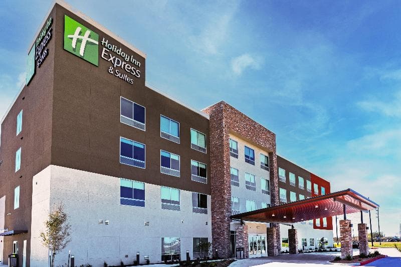 Holiday Inn Express & Suites Houston SW - Rosenberg 2