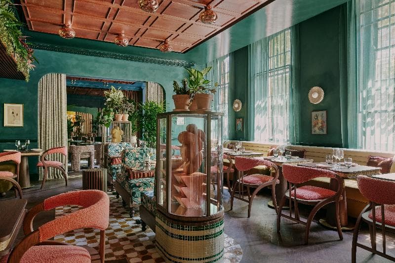 Ember Locke, Kensington 3