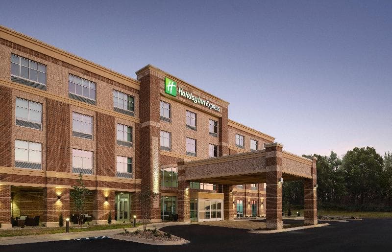 Holiday Inn Express Jackson - Ridgeland 4