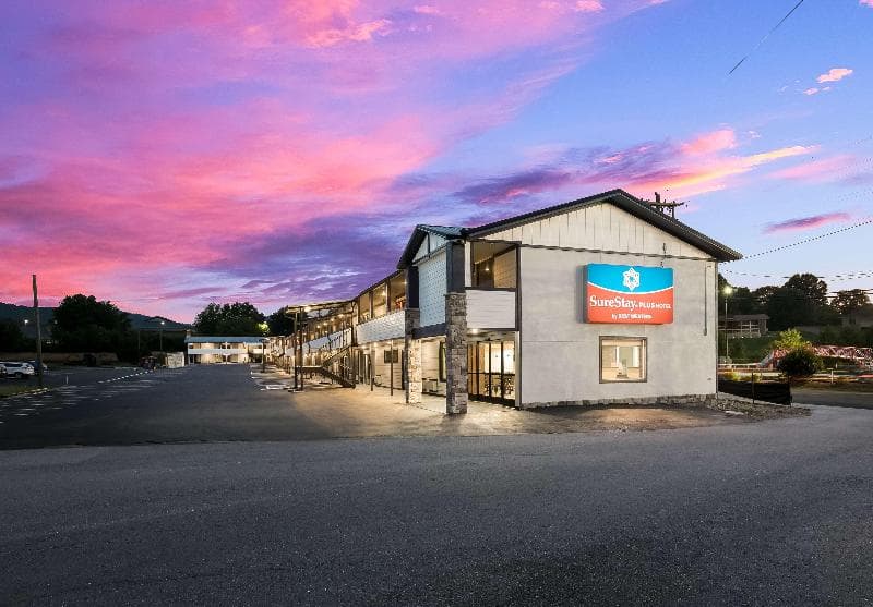 Surestay Plus By Best Western Pigeon Forge 1