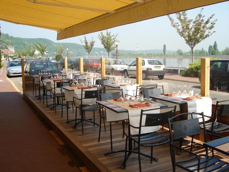 Logis Hotel Les Cepages 2