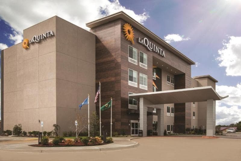 La Quinta Inn & Suites by Wyndham Yucaipa photo 1