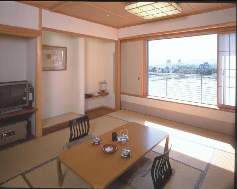 Biwako Grand Hotel 4