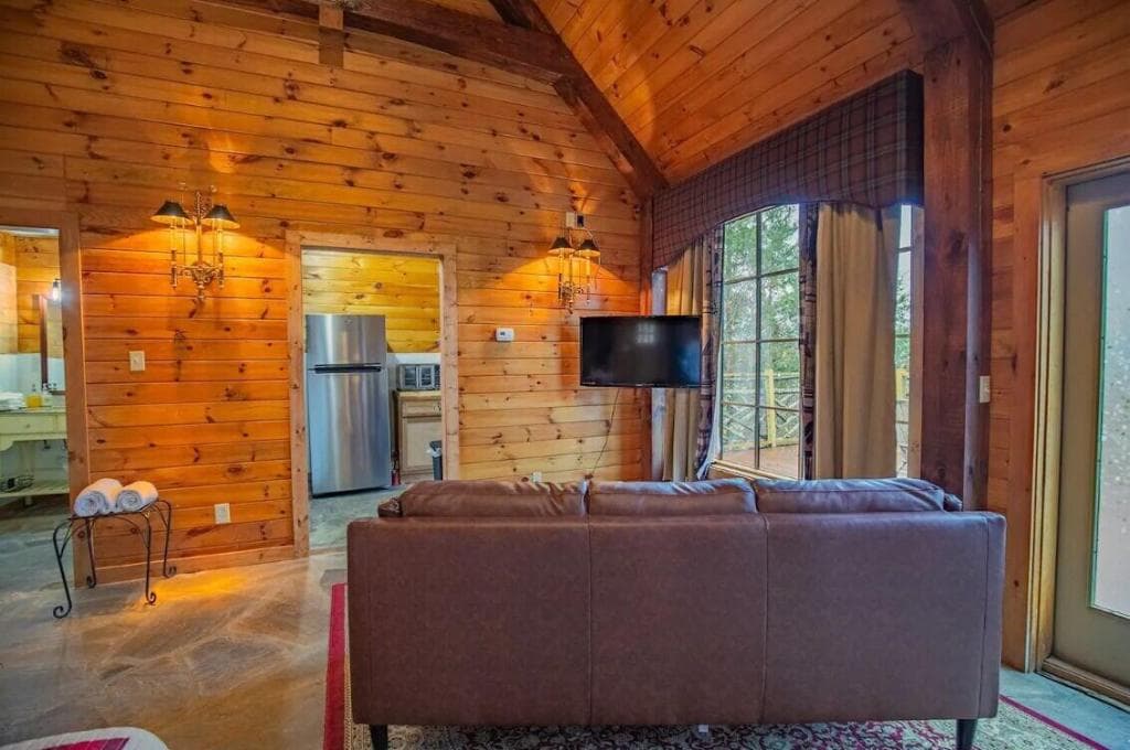 Laurel Valley Mountain Retreat 5