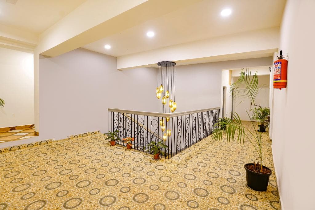 Vibes Hotel 3