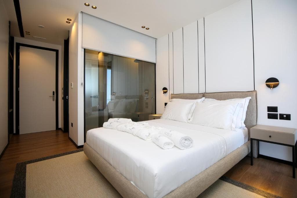 Nobus Hotel main