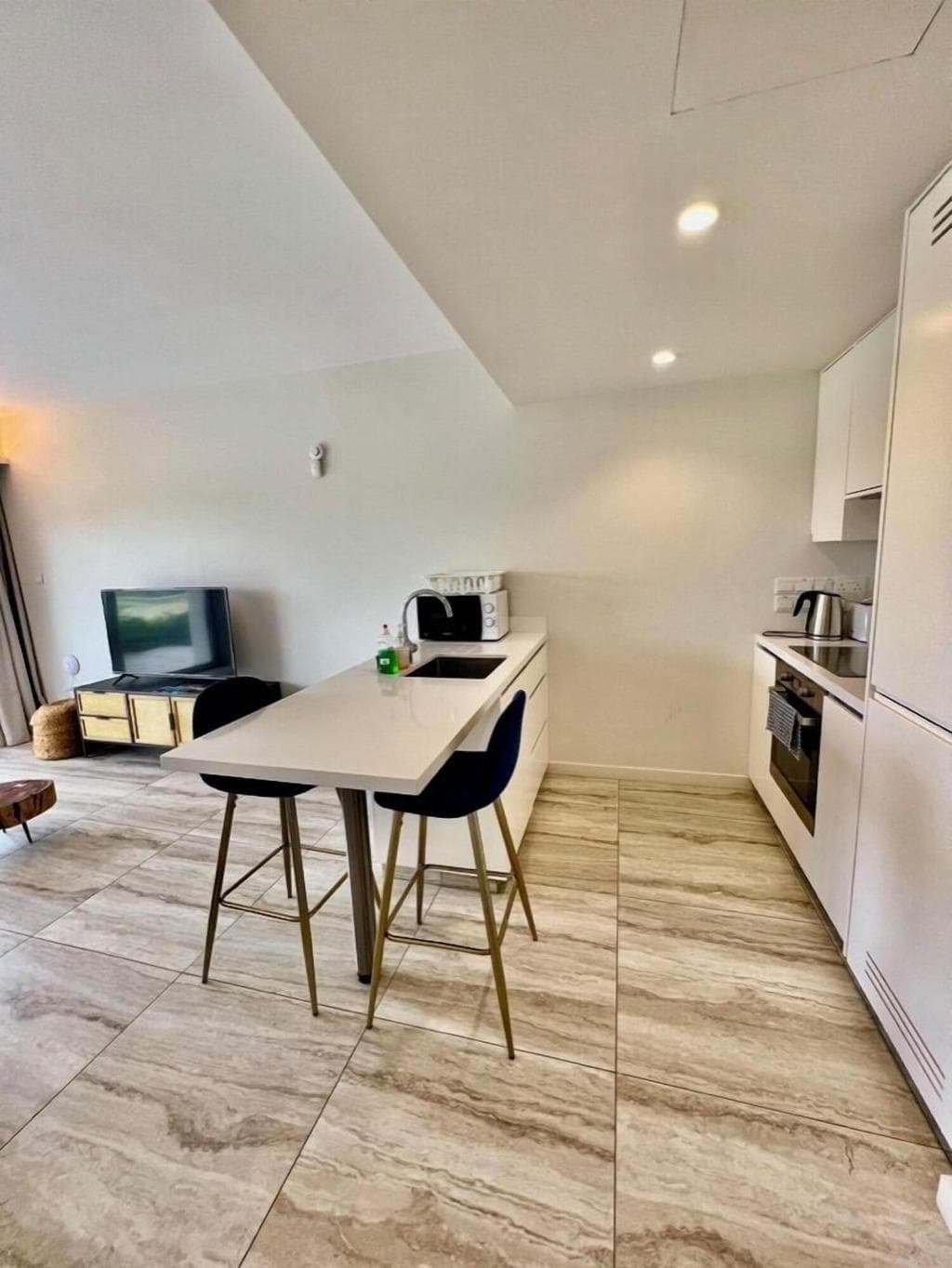 Emerald Bay Suites 2