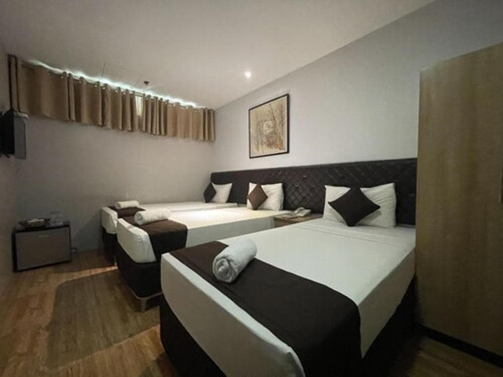 Capitol Central Hotel and Suites 5