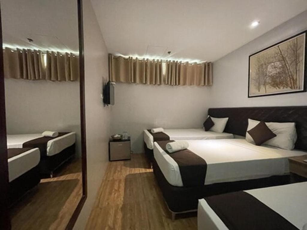 Capitol Central Hotel and Suites 2
