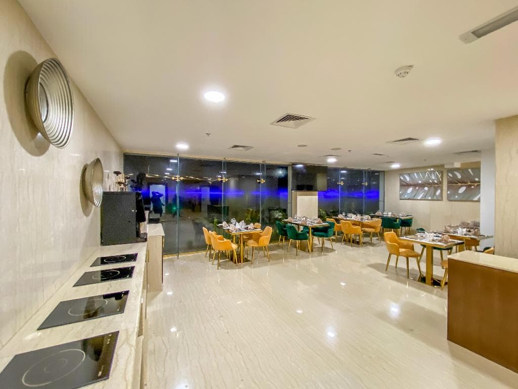 Mirage Bab Al Bahr Beach Hotel 4
