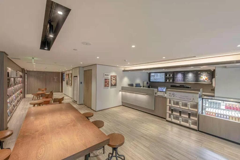 Hanting Hotel(New Store At The South Gate Of The M 5