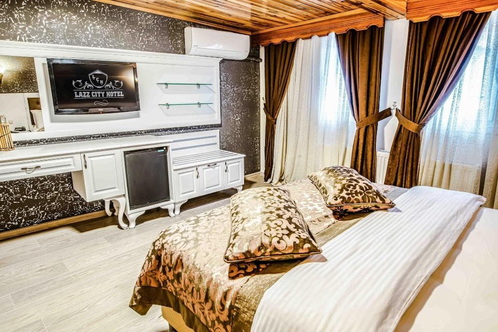 Lazz City Hotel 5