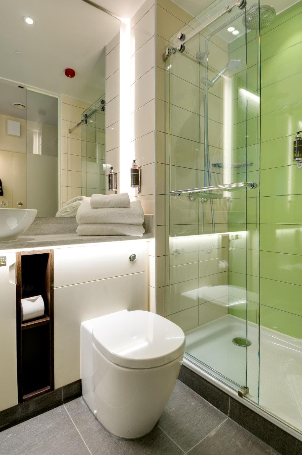 Hub by Premier inn Edinburgh City Centre, Rose Street 4