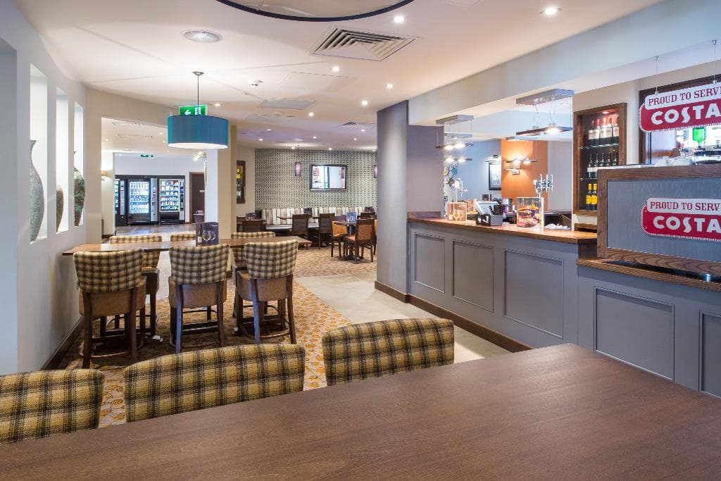Premier Inn London Brentford main