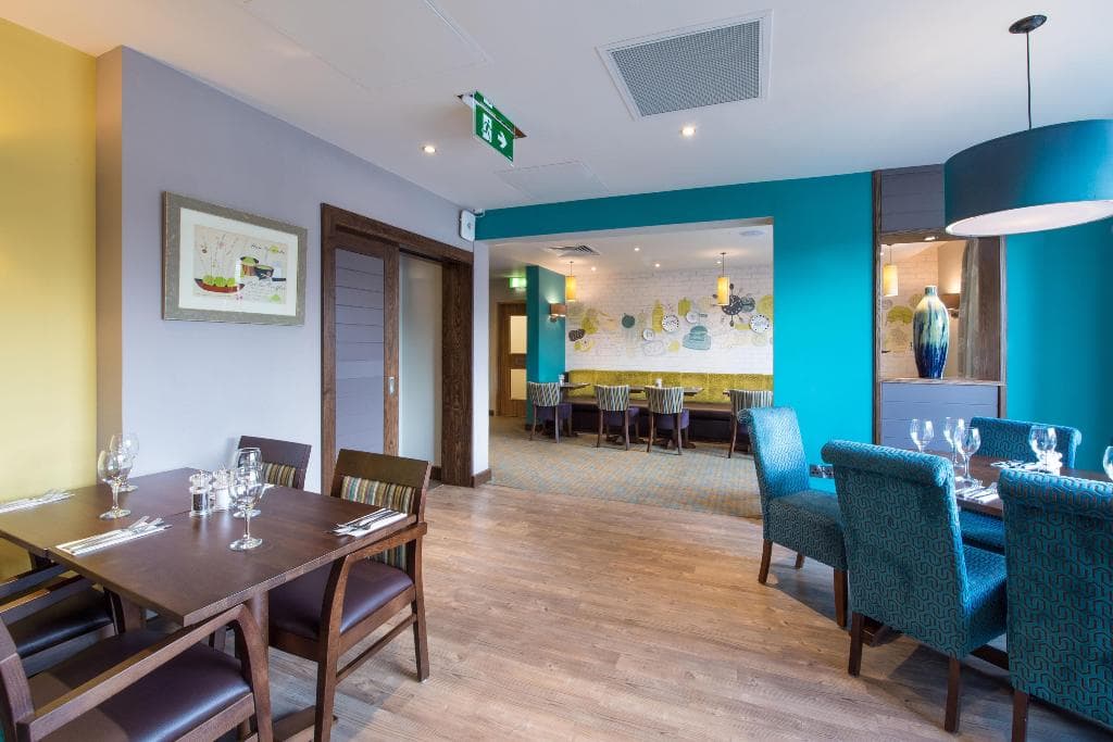 Premier Inn London Brentford 3
