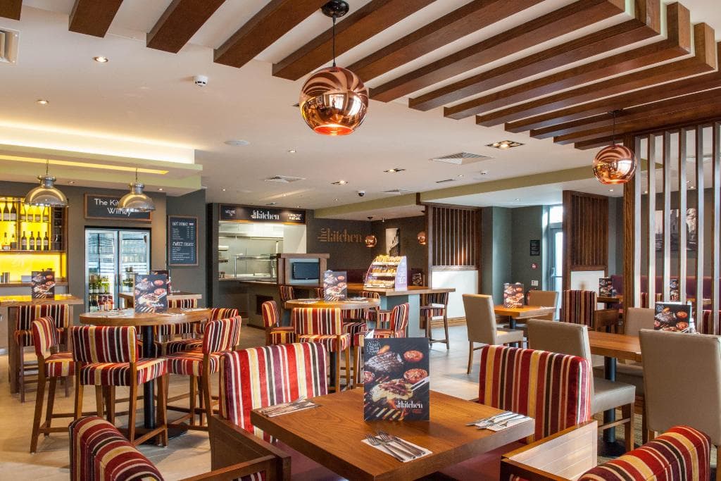 Premier Inn Witney 2