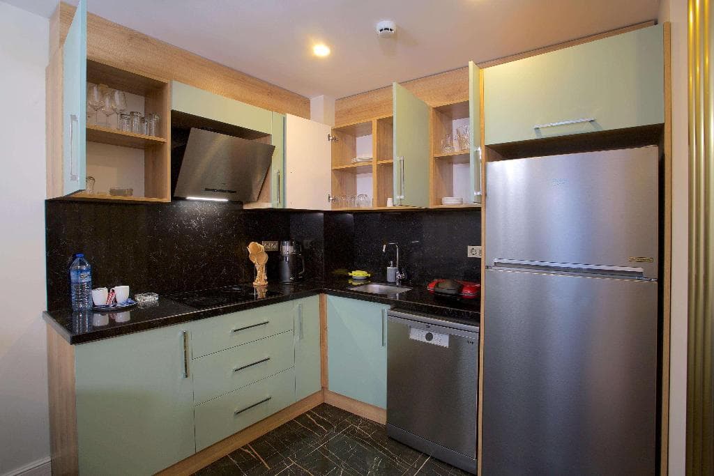 Princely Suites 4