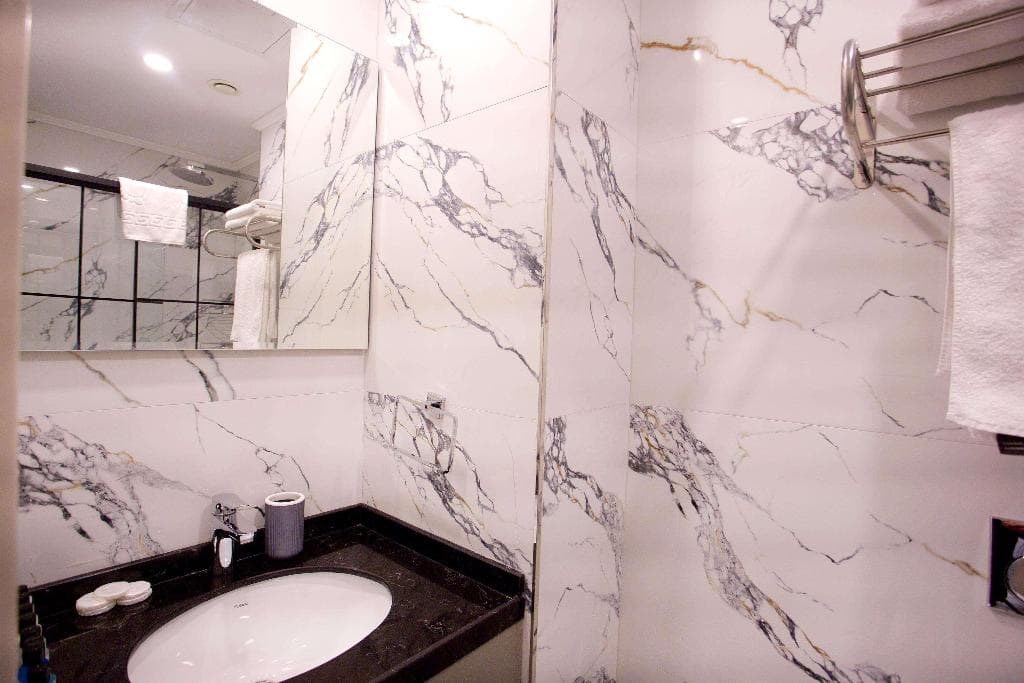 Princely Suites main