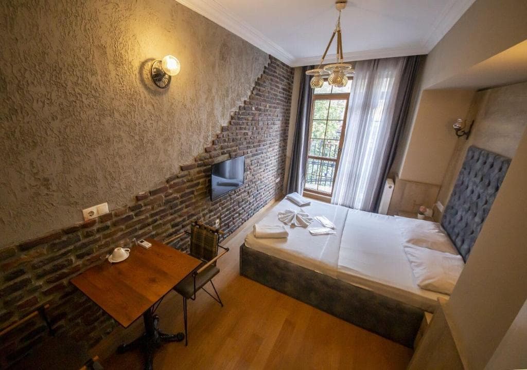 Royal Garden Suite Hotel 5