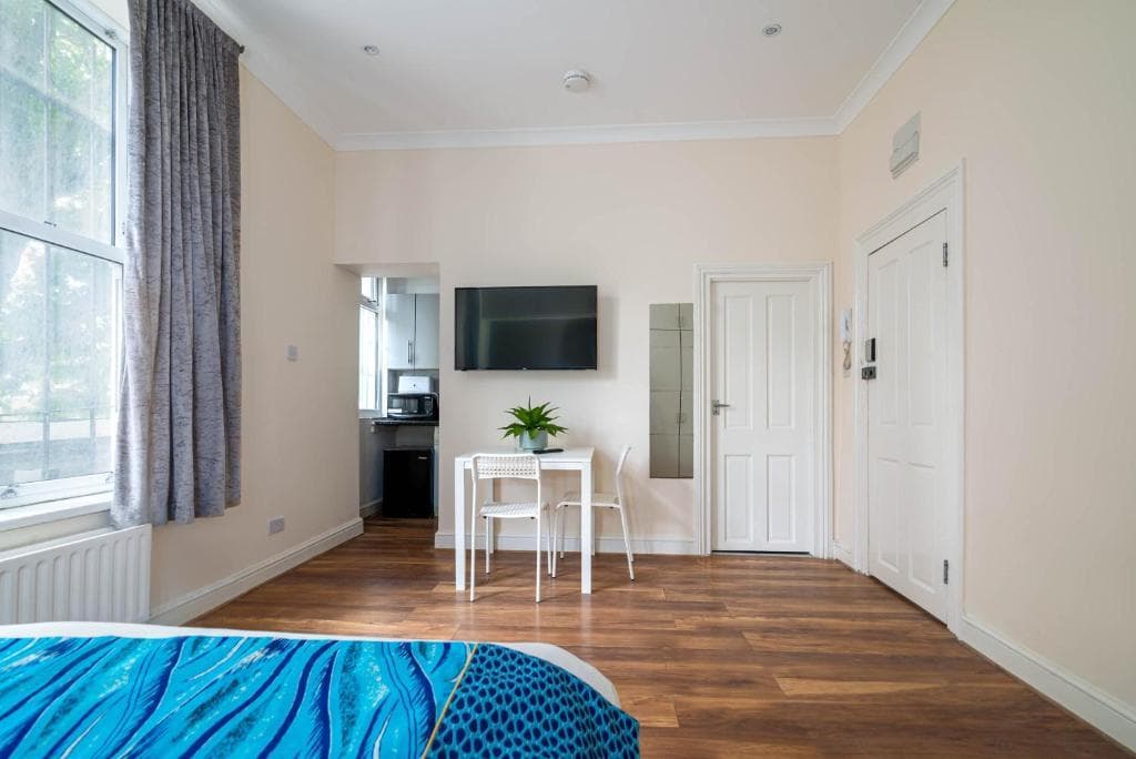 Camden Suites 3