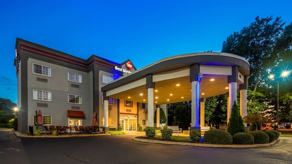 Best Western Plus Newport News Inn & Suites main