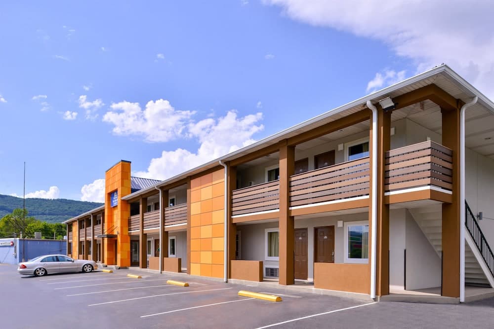 Americas Best Value Inn & Suites/Lookout Mountain
