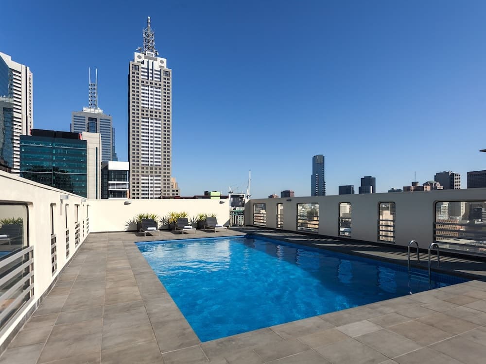 Hotel Grand Chancellor Melbourne main