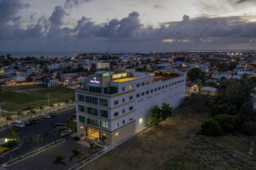 Golden Bay Belize Hotel main