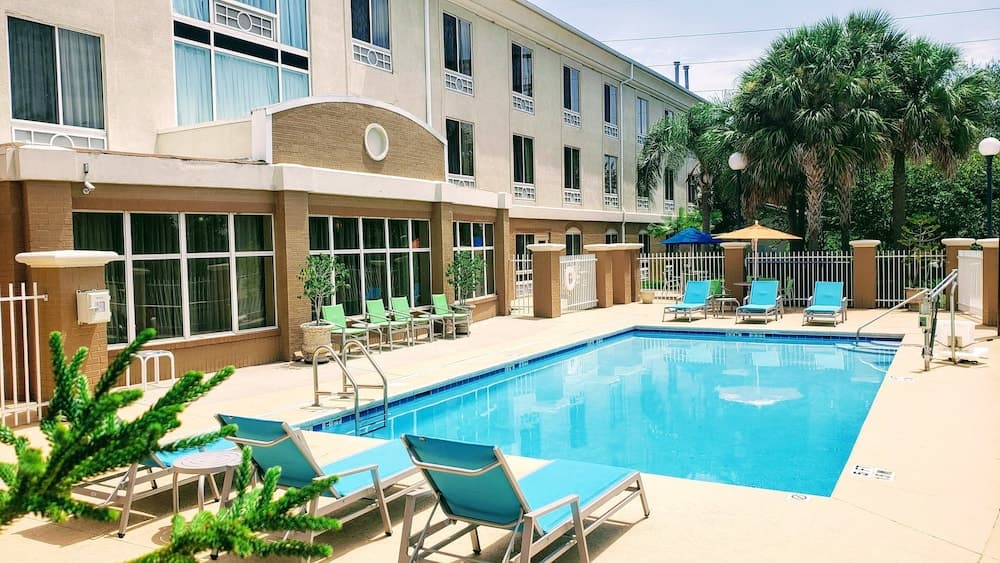 Holiday Inn Express & Suites Jacksonville South - I-295 main
