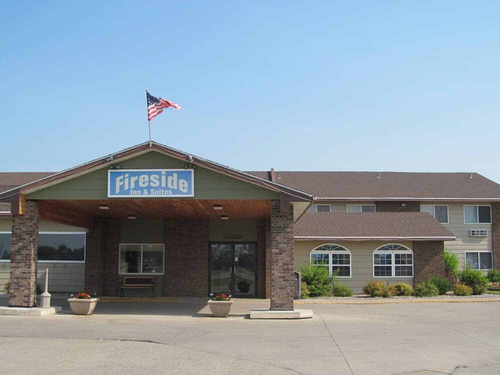 Fireside Inn & Suites