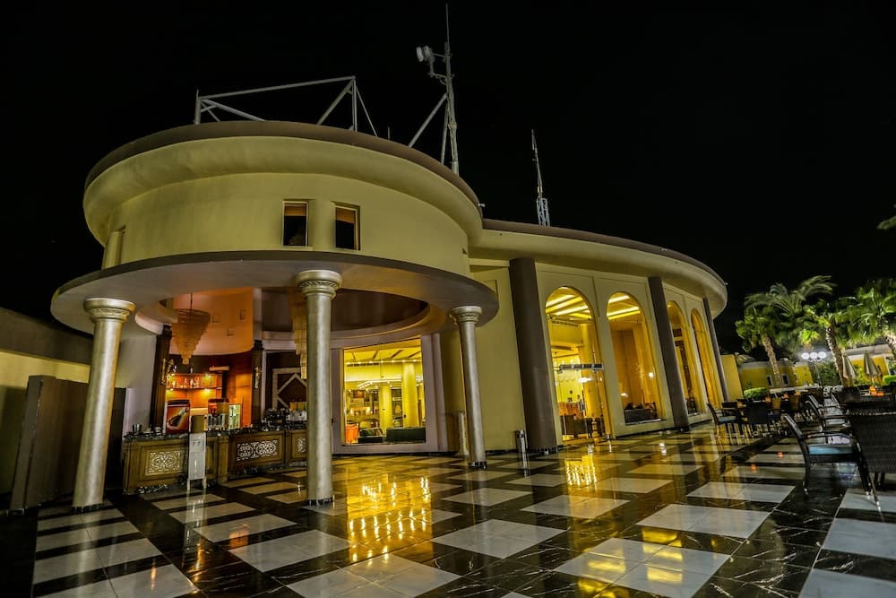 Mirage Bay Resort & Aquapark main