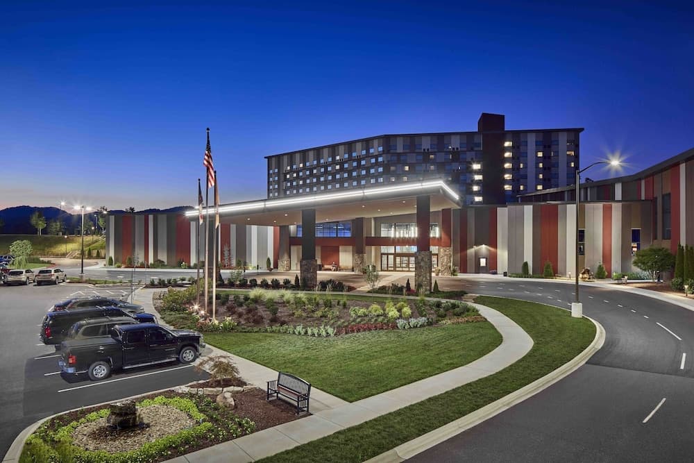 Harrah's Cherokee Valley River Casino & Hotel main