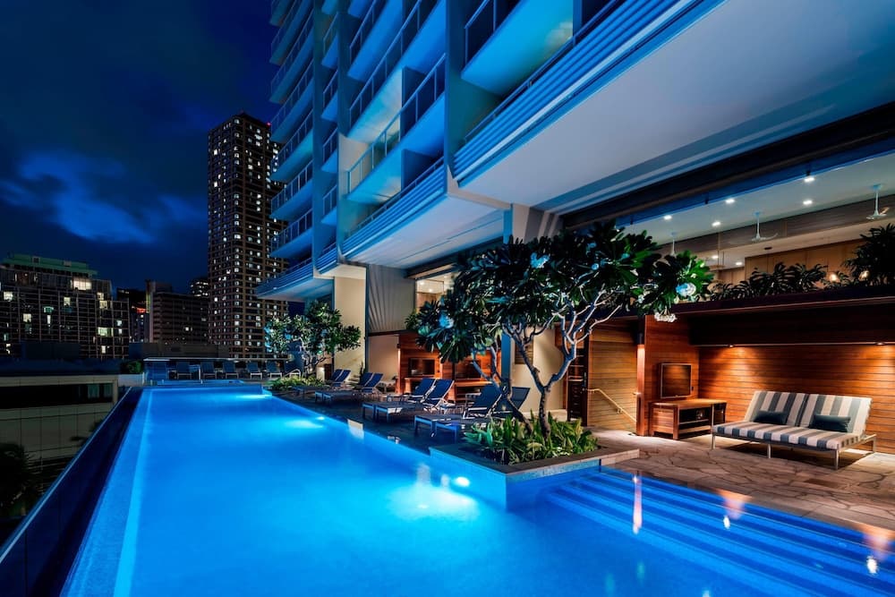 The Ritz-Carlton Residences, Waikiki Beach main