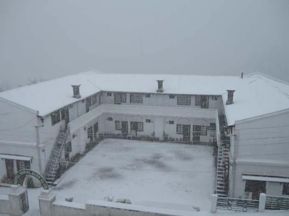 Hotel Himalayan Club main