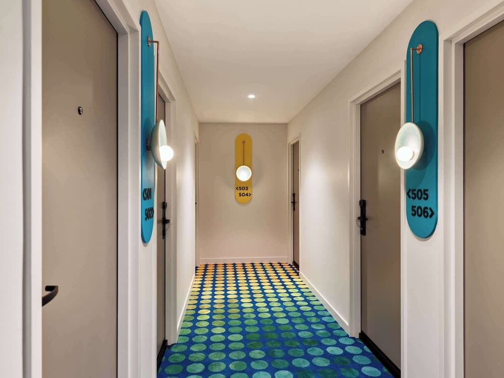 The Clarence Hotel Sydney main